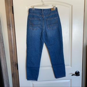 American Eagle Mom Jeans
